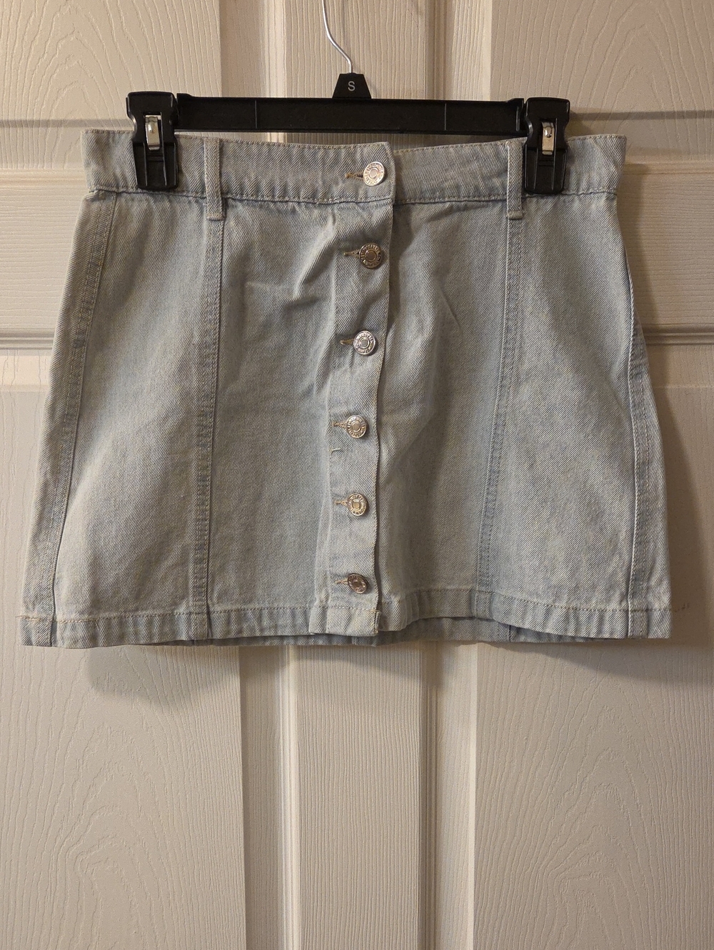 Forever 21 Light Blue Button-Front Denim Mini Skirt